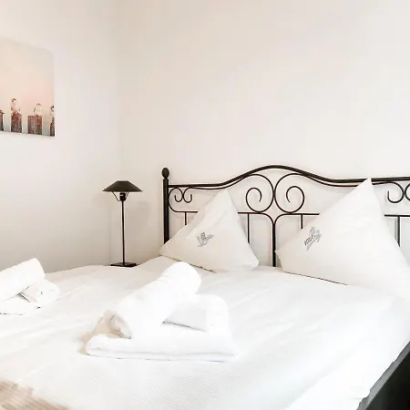 Ferienwohnung Nienhüs 1 *